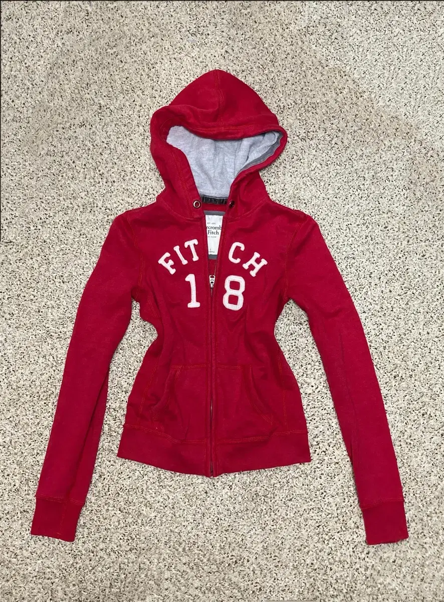 Abercrombie red zip-up hoodie 아베크롬비 후드집업